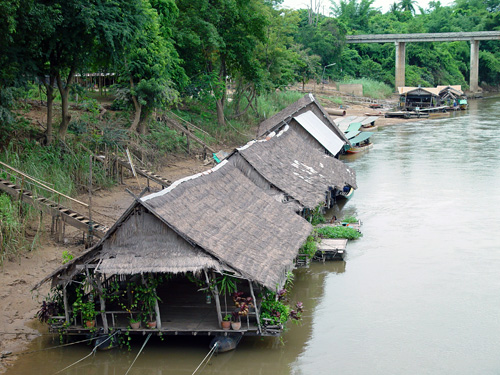 Khwai River Houses